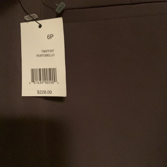 Tahari petite pants - Picture 7 of 8